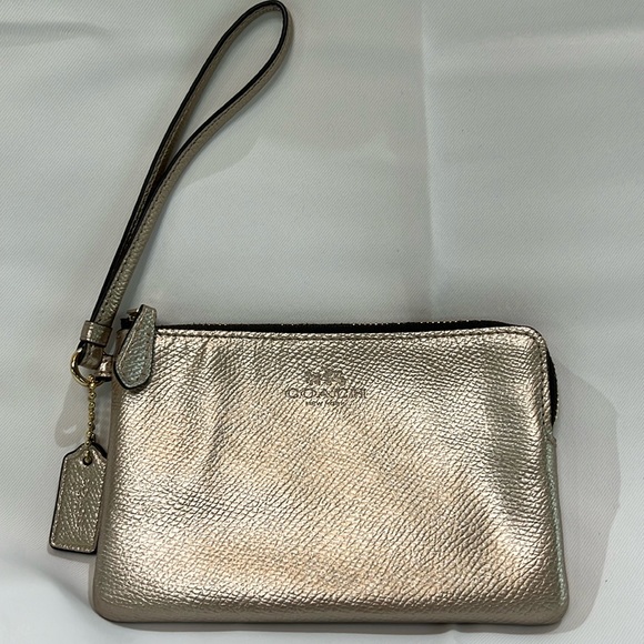 Coach Handbags - Coach Metallic Wristlet Clutch